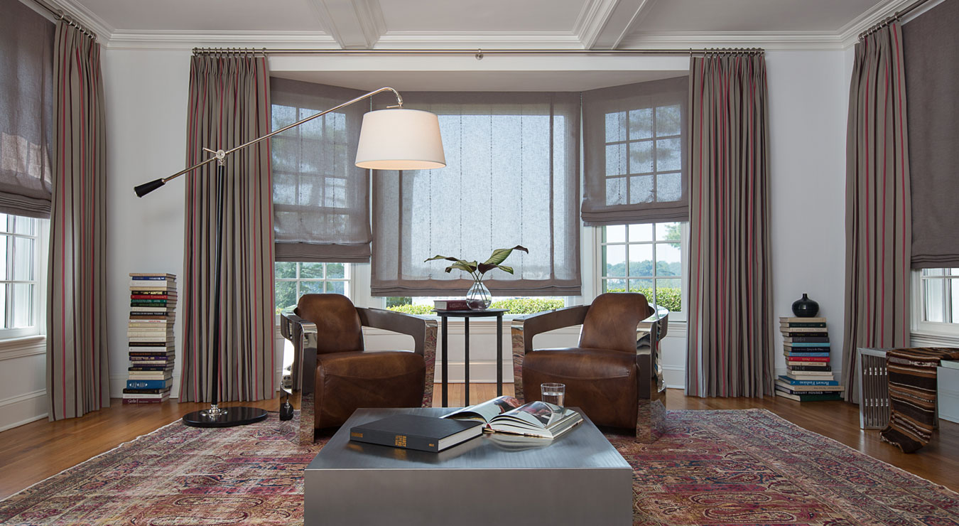 Sprucing Up Your Living Space With Curtains And Blinds – Mixing Window Treatments In The Same Room