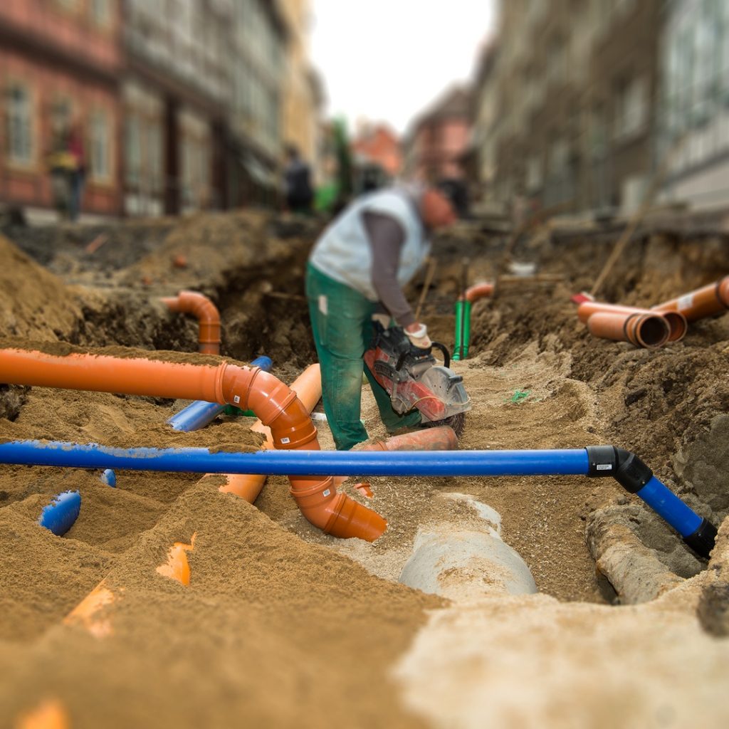 9 Signs Your sewer lines need repaired