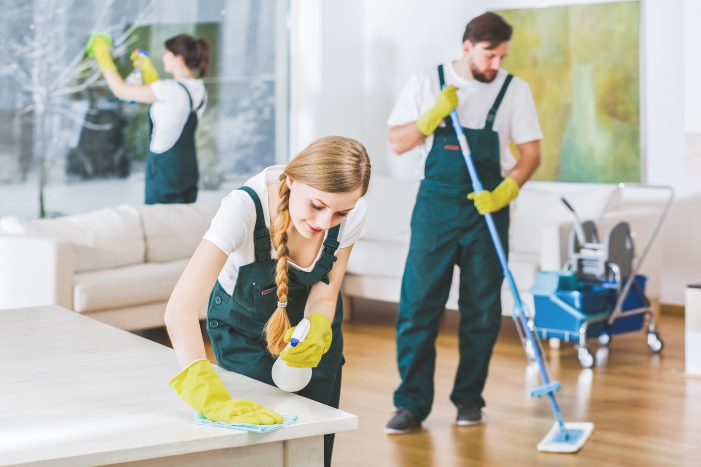 Is it Worth Hiring a Home Cleaner